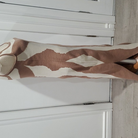 Colorblock Minimalist Sweater Dress Sz Medium - Picture 4 of 5